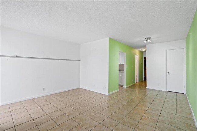 Foto del edificio - 1142 NE 4th Ave