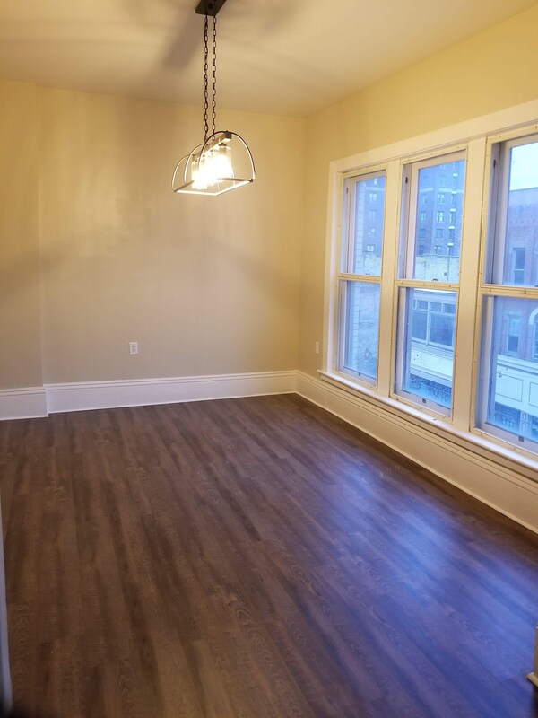 Foto principal - 139 N 4th St