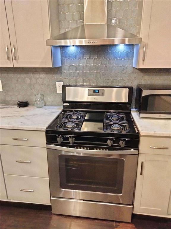 Foto del edificio - 2130 Keheley Dr