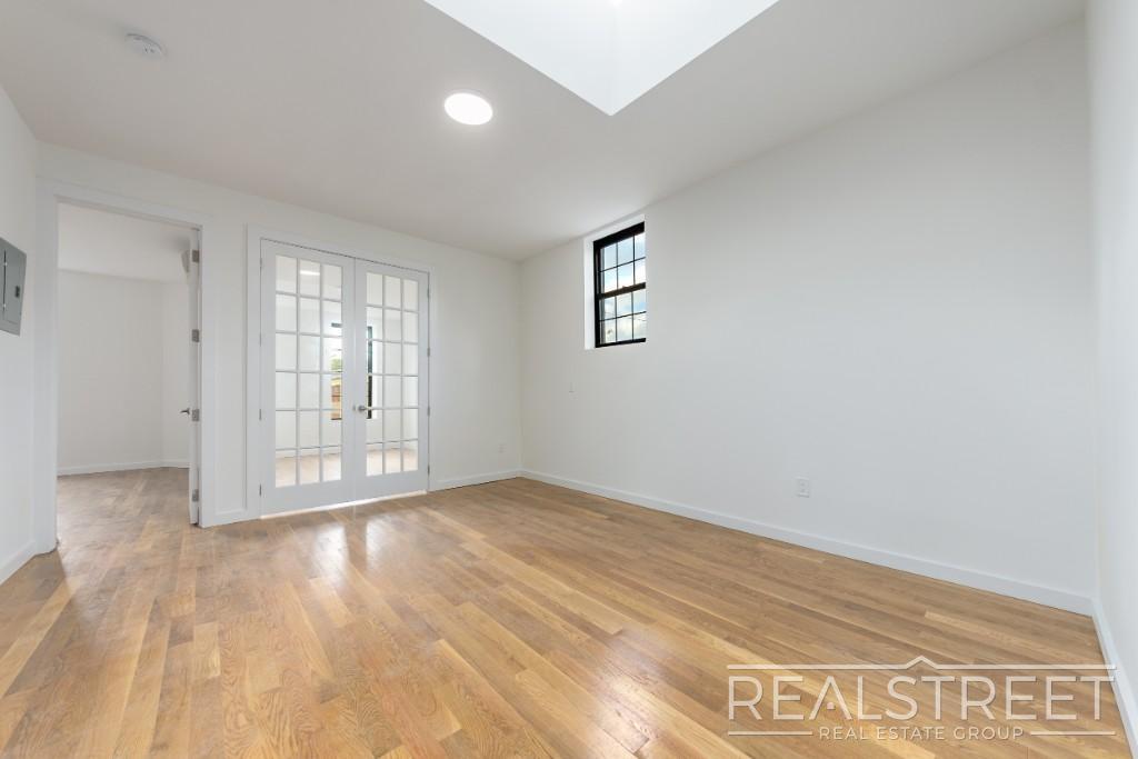65 Ralph Ave, Brooklyn, NY 11221 Townhome Rentals in Brooklyn NY