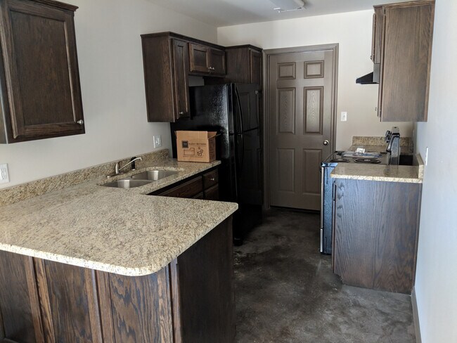 Foto del edificio - 44 W Center St