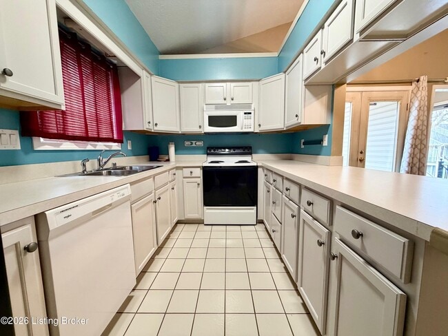 Foto del edificio - 749 Yorkwood Pl