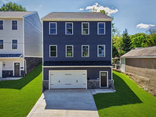 Building Photo - 225 Wilbert St