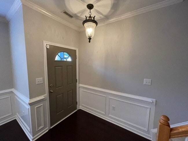 Building Photo - Prime North Raleigh Townhome with Dual Suites & Community Pool