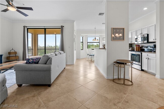 Building Photo - 9735 Acqua Ct