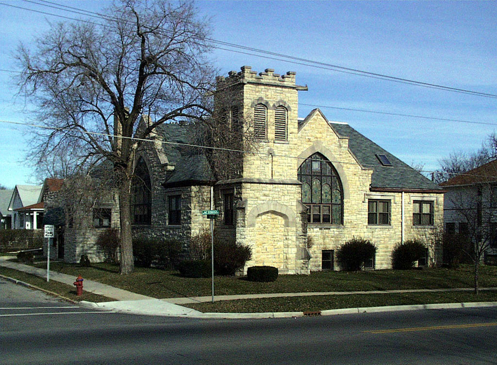 Primary Photo - 330 Willow Ave