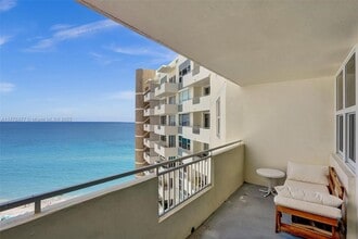 Building Photo - 3180 S Ocean Dr