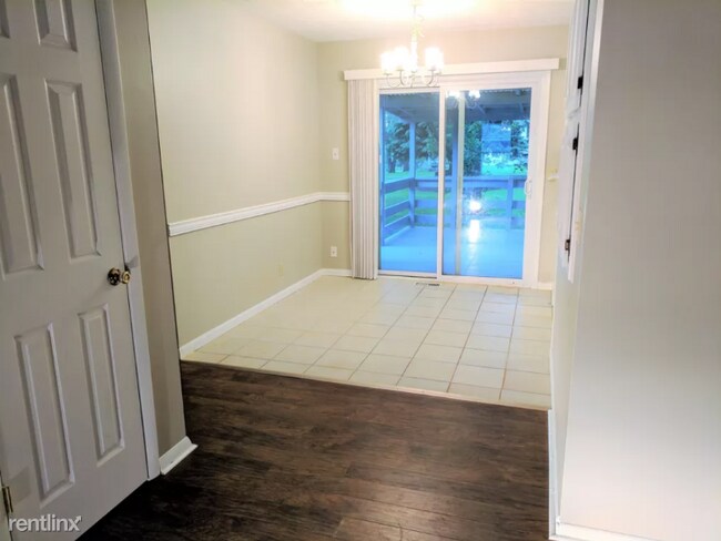 Building Photo - 3 br, 1.5 bath House - 7124 Monterrey Dr