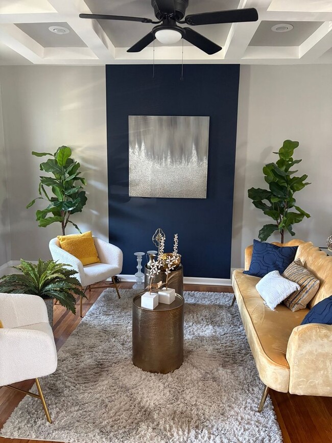 Building Photo - 1710 Th St