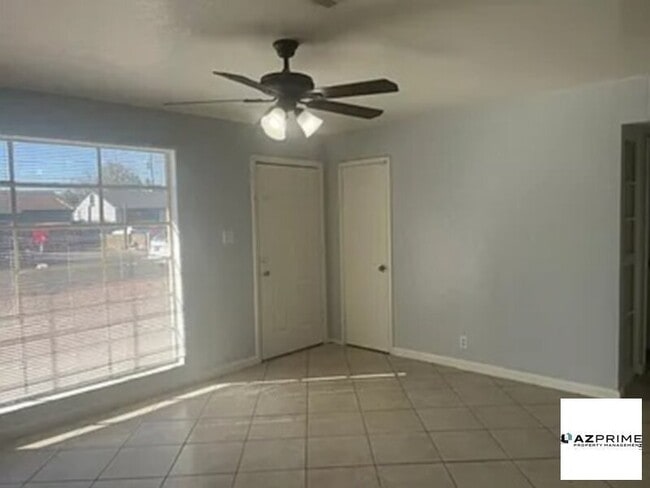 Foto del edificio - W Vernon Ave