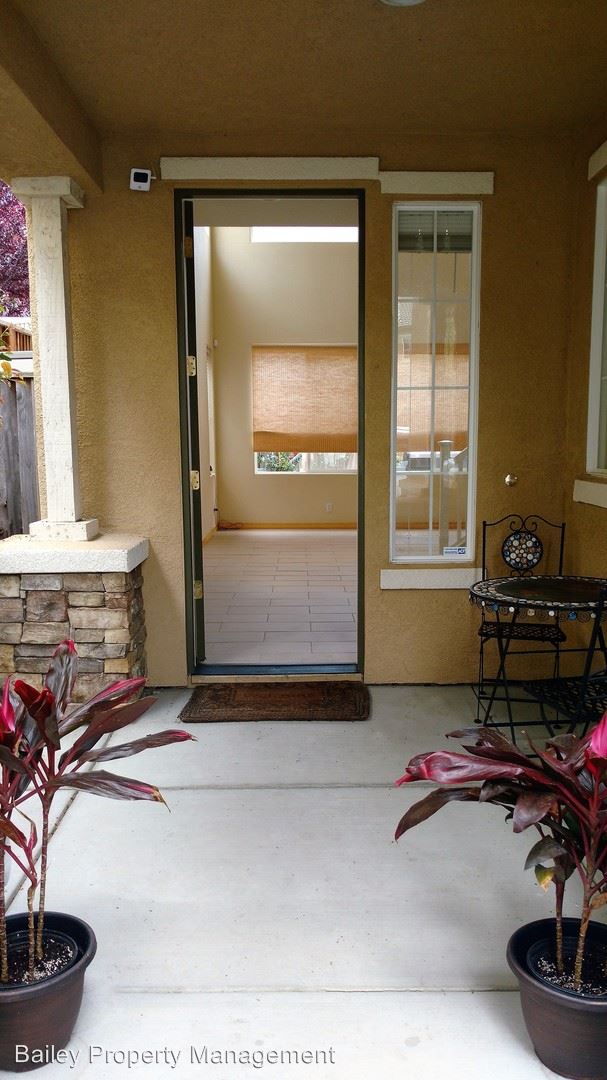 Building Photo - 4 br, 3 bath House - 27 Pima Street