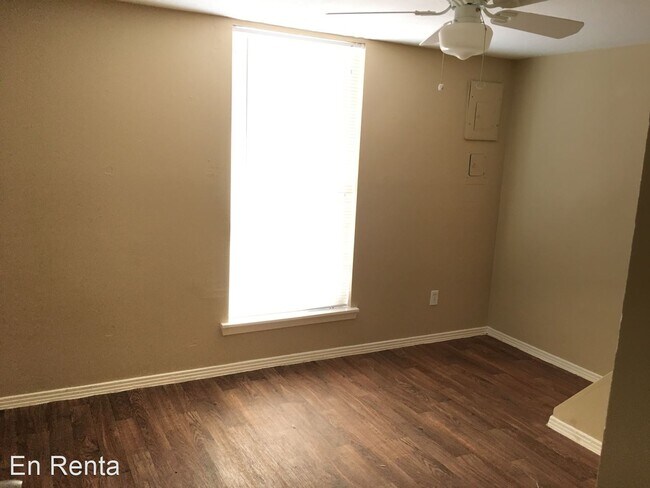 Building Photo - 4 br, 1 bath House - 2903 Weber St.