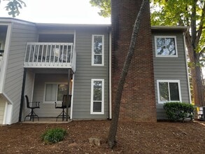 Building Photo - 3213 Heathstead Place