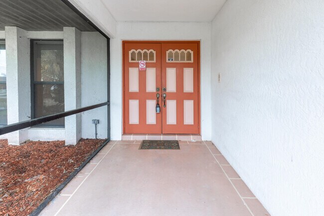 Foto del edificio - 2361 SW Woodridge St