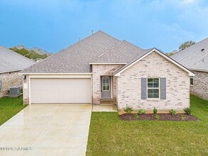 Building Photo - 234 Sidney Oaks Dr