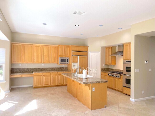 Foto del edificio - Beautiful Home in Peacock Creek