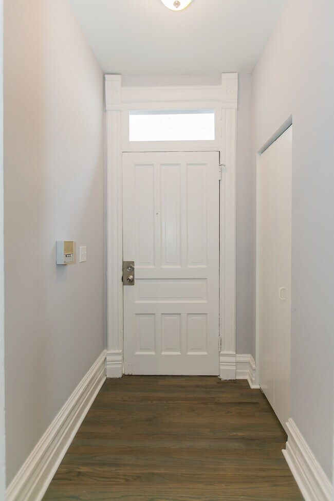 Foto del edificio - 50 E Chicago Ave