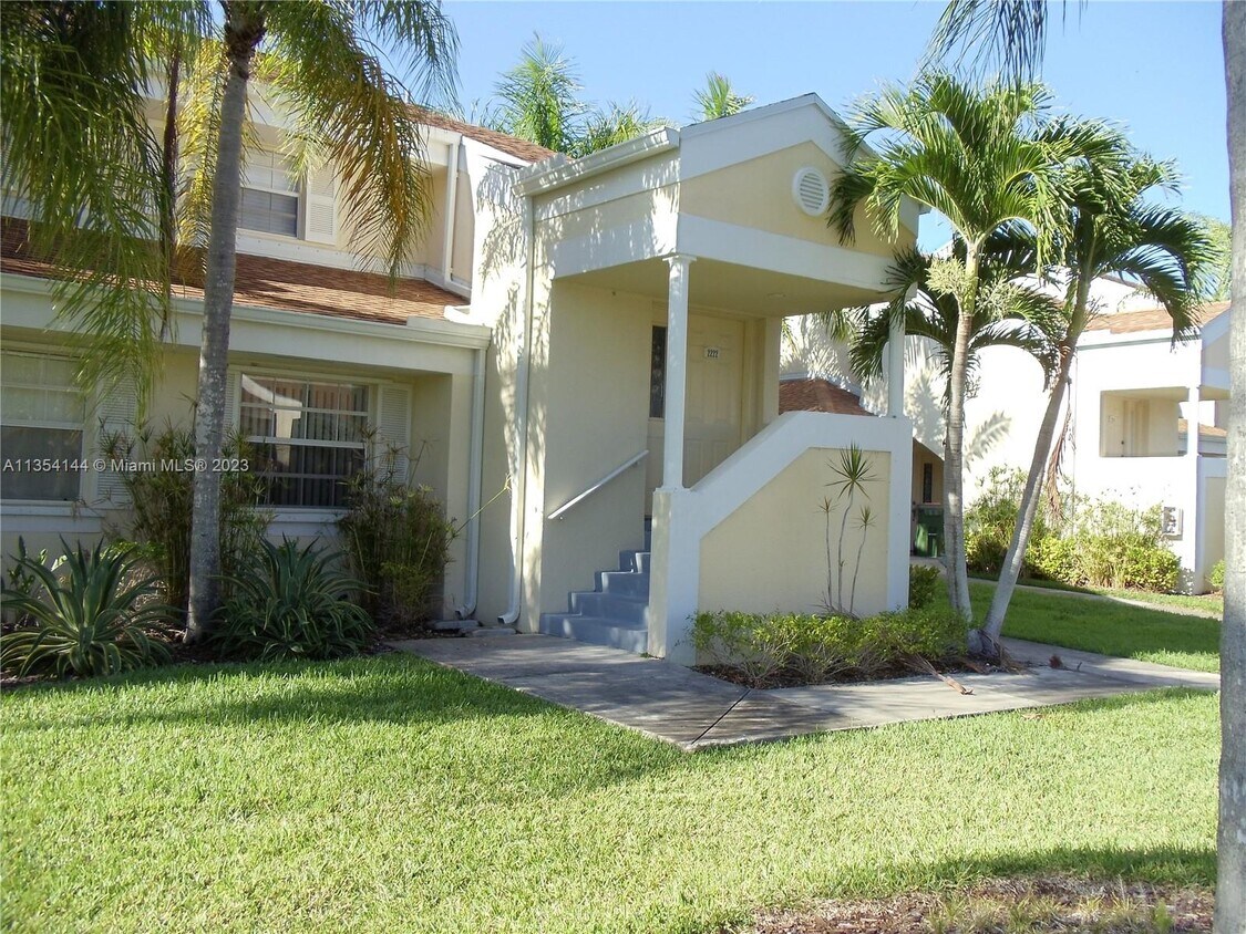 2222 SE 27th Dr Unit 206B, Homestead, FL 33035 Condo for Rent in