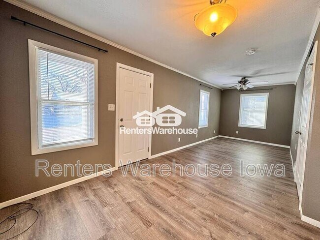 Foto del edificio - 716 N 8th Ave E
