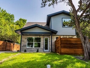 406 Post Rd Dr
