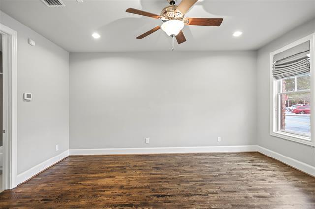 Building Photo - 660 S Pearl Expy