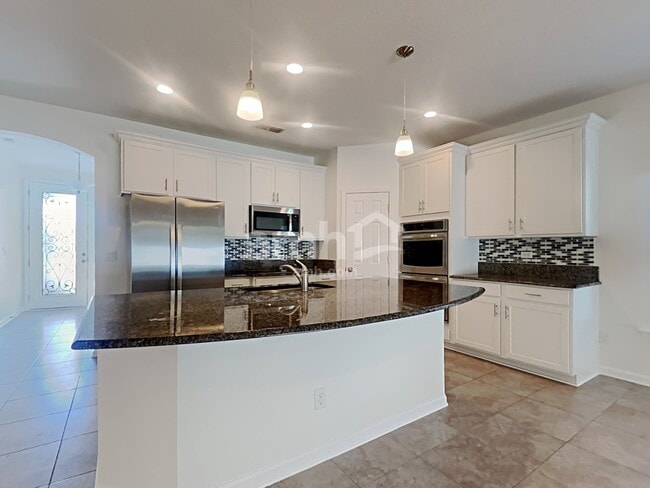 Building Photo - 85036 Furtherview Ct