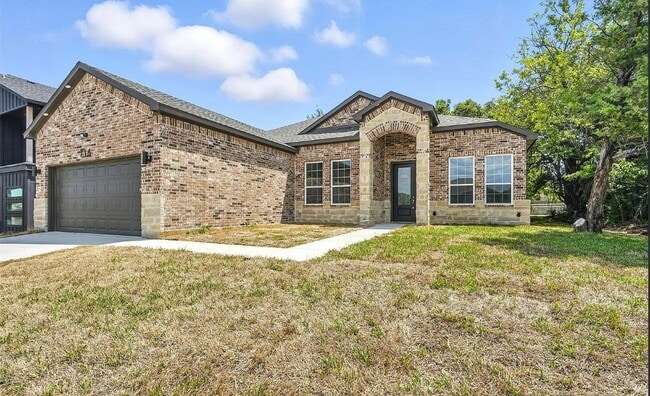 Photo - 716 Oak Creek Dr House
