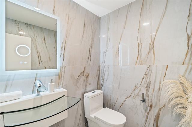 Foto del edificio - 6350 Elder Grove Dr