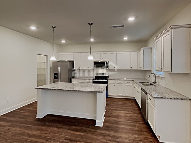 Building Photo - 132 Rivulet Dr