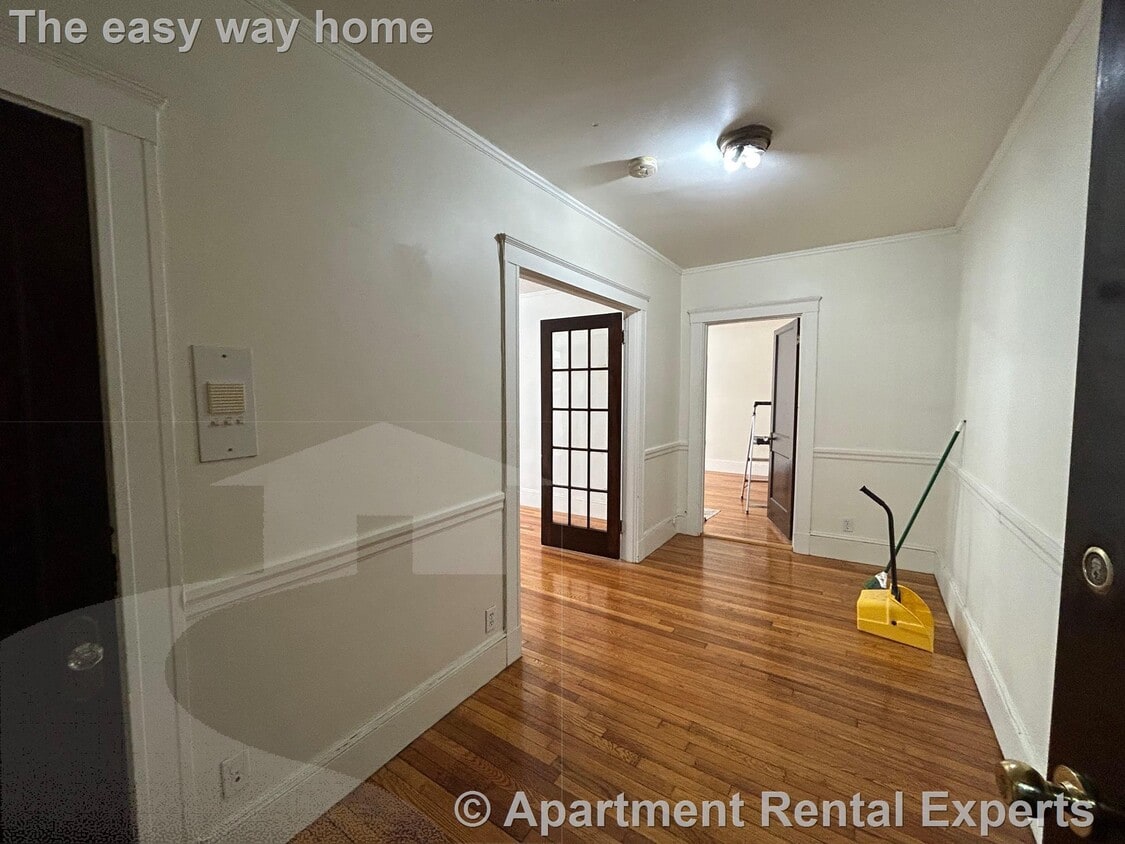 Primary Photo - 157 Summer St