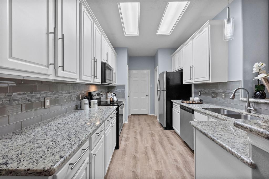 Foto principal - 99 Gallery Cove Ct