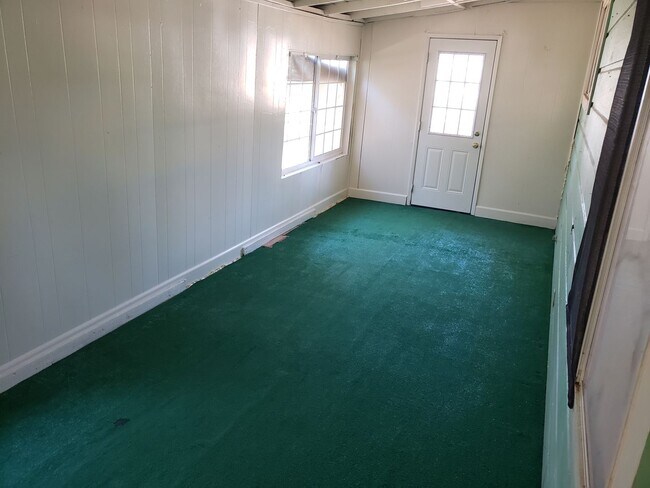 Foto del edificio - 4060arnoldavenue.is4lease.com