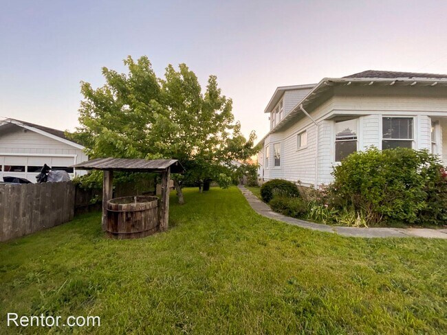 Building Photo - 4 br, 2 bath House - 3504 I St.