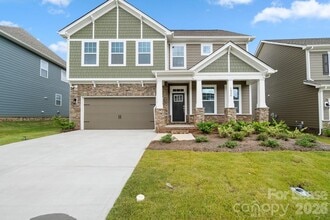Building Photo - 1024 Arbury Way