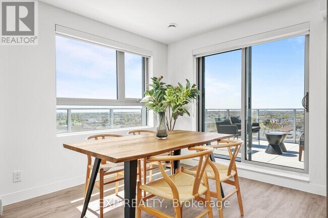 Building Photo - 100-100 Manett Crescent