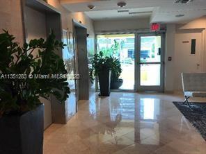 Building Photo - 5880 Collins Ave