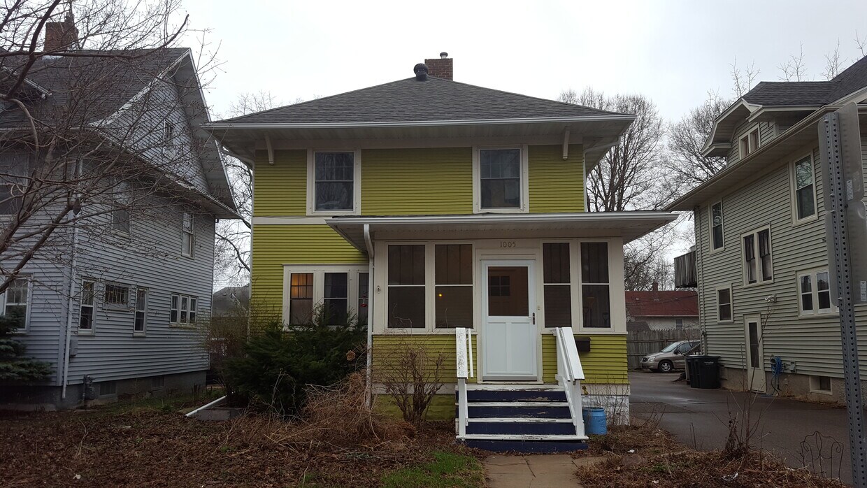 Primary Photo - 1005 1st St SW