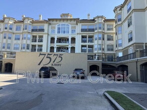 Building Photo - 7575 Kirby Dr