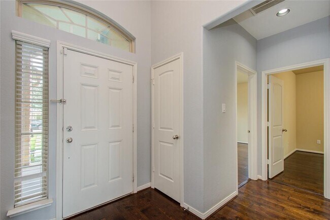Building Photo - 3319 Aegean Dr