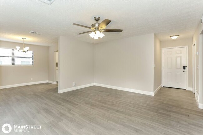 Building Photo - 6628 Pinnochio Dr