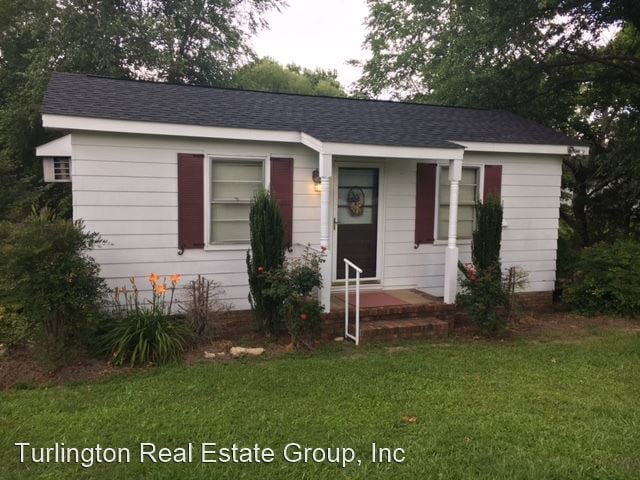 Primary Photo - 1 br, 1 bath House - 2046 County Line Rd