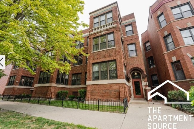 Building Photo - 2319 N Kedzie Blvd