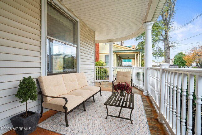 Foto del edificio - 50 Peters Pl