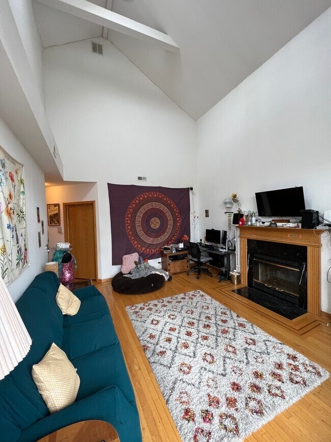 Foto del edificio - 4101 N Kenmore Ave