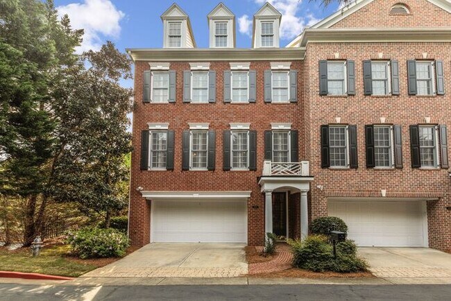 Building Photo - 2313 Ivy English Ct