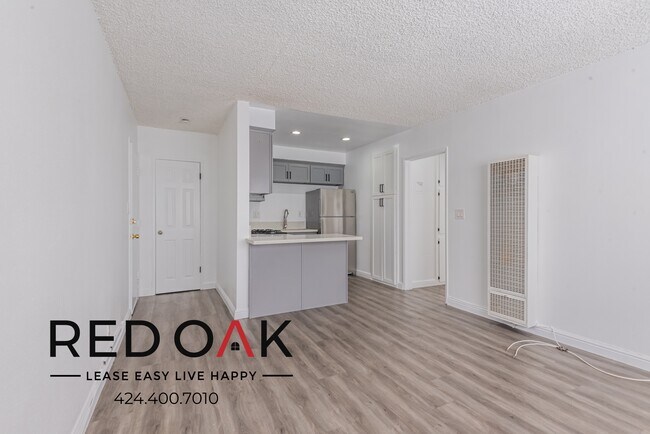 Foto del edificio - Marvelous One Bedroom with Tons of Natural...