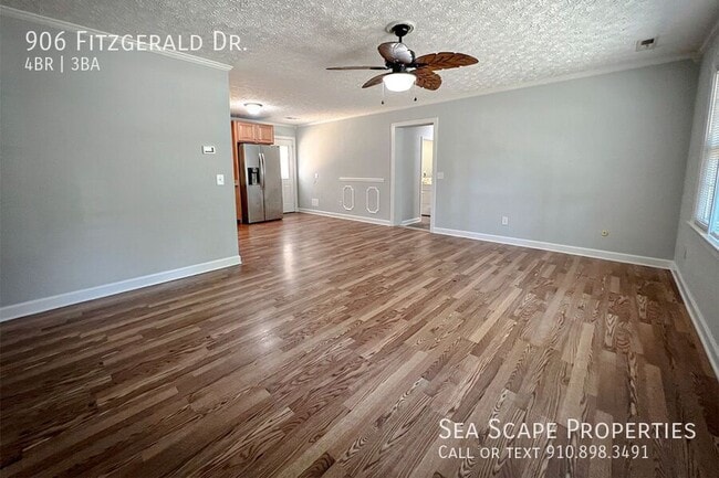 Building Photo - 906 Fitzgerald Dr