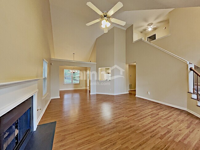 Building Photo - 1714 English Ivey Ln