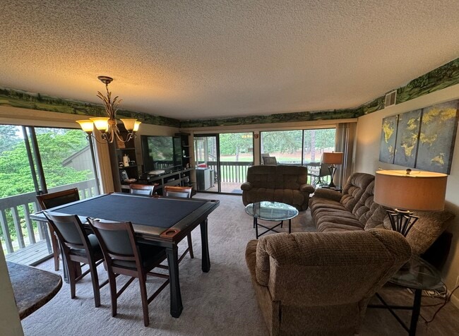 Foto del edificio - 800 Saint Andrews Dr