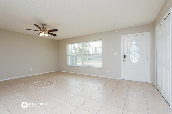 Building Photo - 1112 Bellini Ln